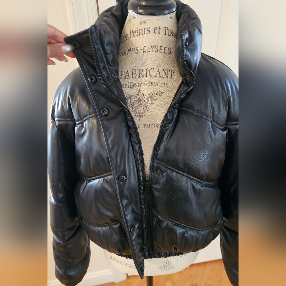 Zara SOFT Faux Leather Puffer Jacket S/M-EUC-BLOGGER's FAV - Picture 11 of 14